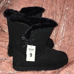 Mossimo Black Boots